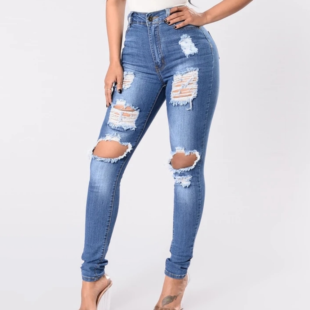 Say yes to distress jeans high rise